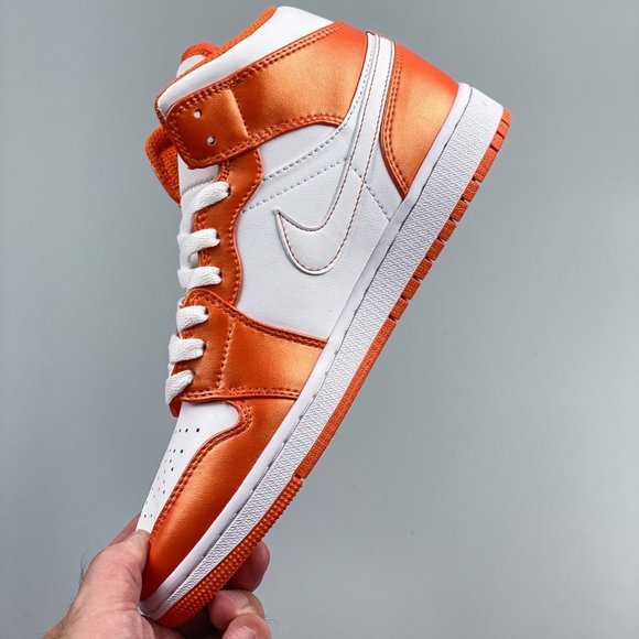 Nike Air Jordan 1 AJ1 main image 4